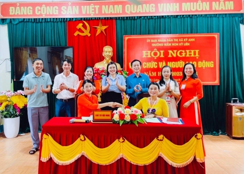 Thị xã Kỳ Anh: Khối trường học hoàn thành hội nghị viên chức, người lao động năm học 2023 - 2024